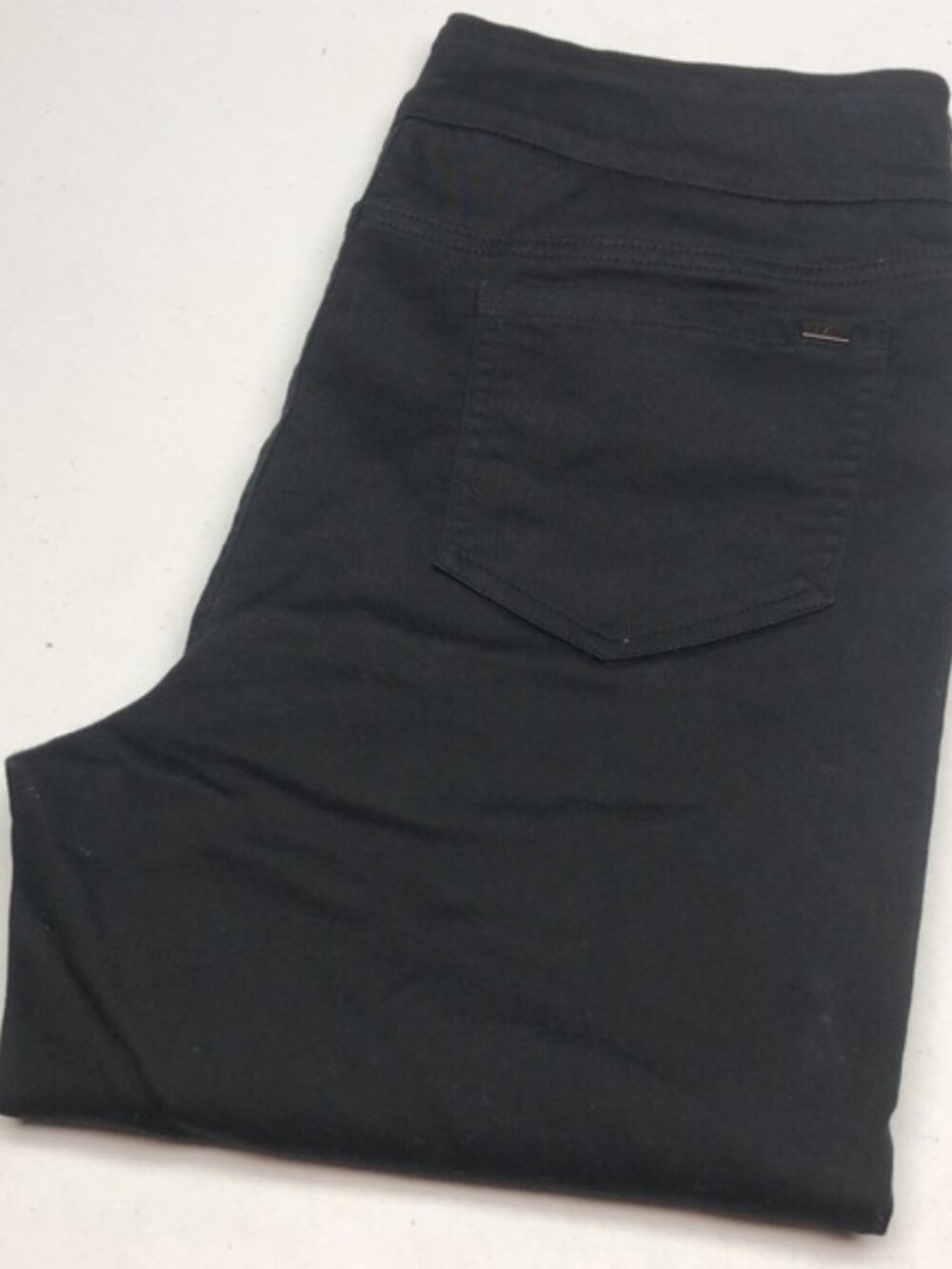 LIKE NEW UP! BLACK HIGH-RISE STRAIGHT LEG JEANS 8/29x30 ⭐️